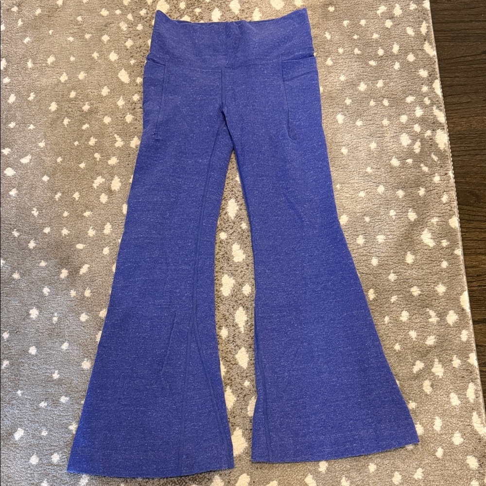 Athleta Girl Natural Play Stash Flare size M